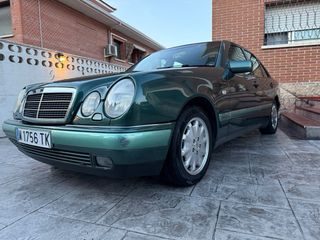 Mercedes-Benz Clase E 1996