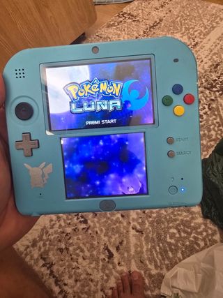Nintendo 2DS Azul - Pokémon Luna