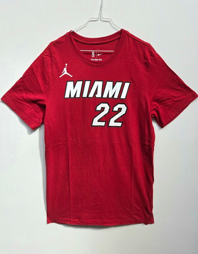 Camiseta Nike Jordan de Miami Heat.