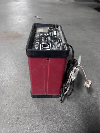 Cargador Cromley 10V - Baterías