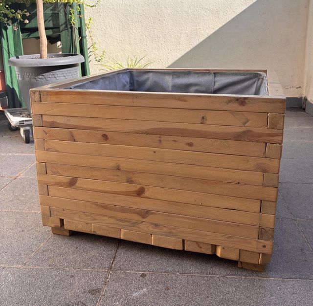 Macetero madera - Jardinera