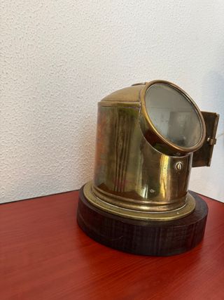 Brújula náutica antigua - Lámpara