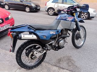 Yamaha XT 600E (ITV hasta marzo/ 2028).