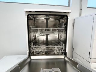 LAVAVAJILLAS SIEMENS 2 BANDEJAS. SEMINUEVO 