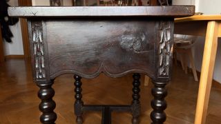 Mesa muy antigua S.XVI-XVII