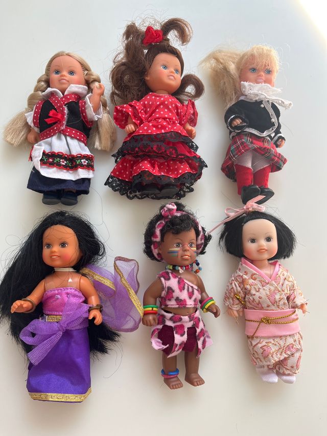 Coleção: 6 Bonecas Interculturais Típicas