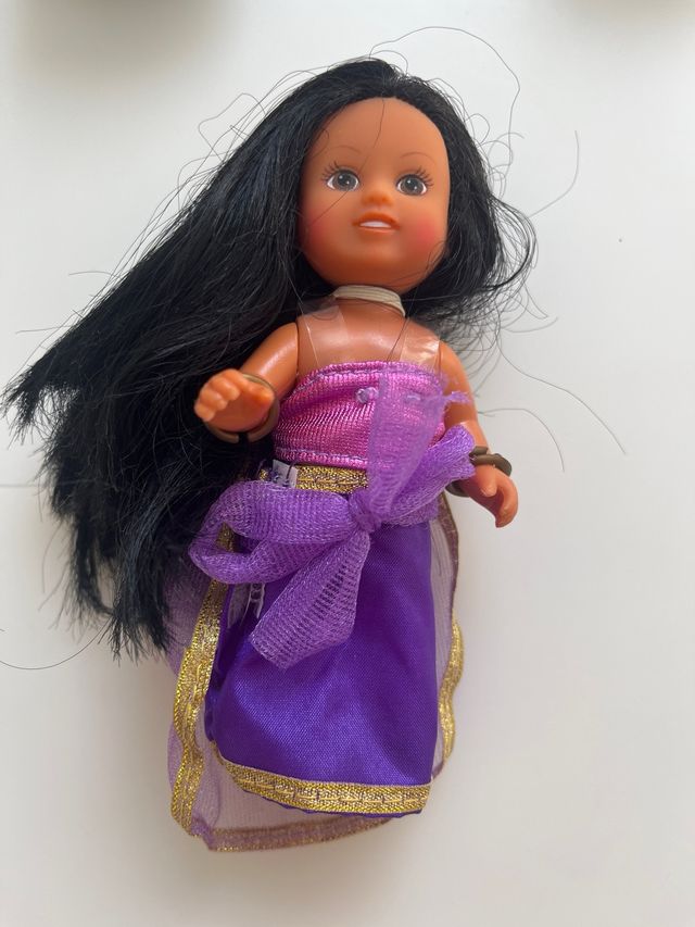 Coleção: 6 Bonecas Interculturais Típicas