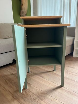 Mesita noche verde - IKEA modelo OLDERDALEN 

