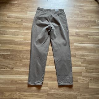 Levi's chinos vintage W32L34 marrón