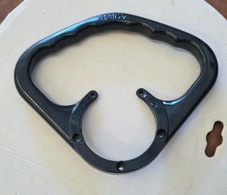 Agarradera Depósito Kawasaki.