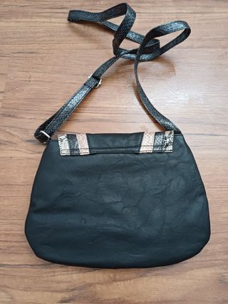 Bolso bandolera negro beige