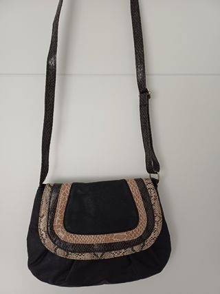Bolso bandolera negro beige