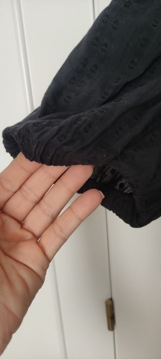 Vestido negro Zara