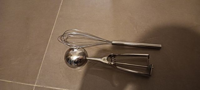 Juego batidor y cucharón helado metal