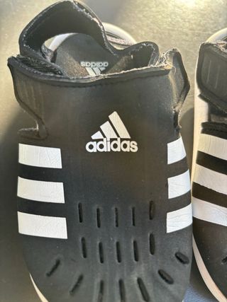 Sandalias Adidas unisex talla 27