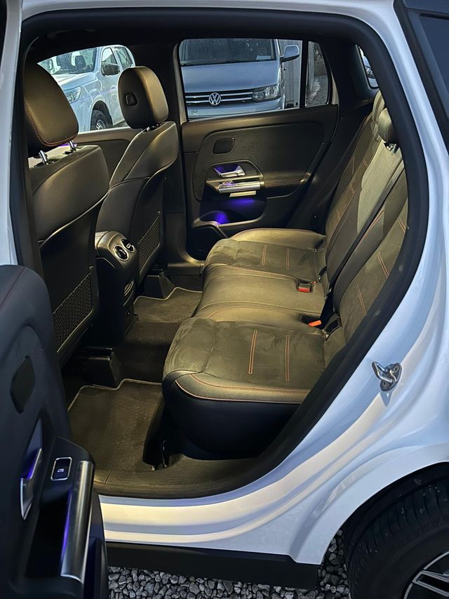 Mercedes-Benz GLA (H247) 2021