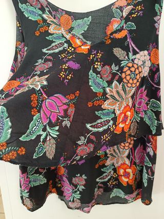 Completo canotta e pantalone floreale nero