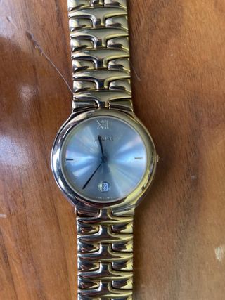 Reloj Jaguar dorado