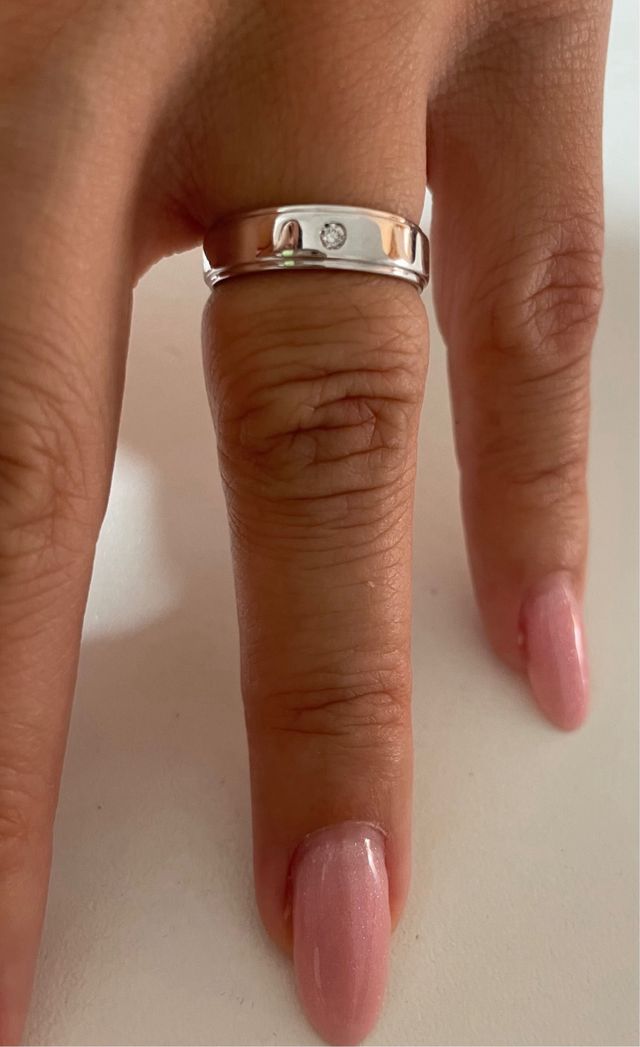 Anillo solitario oro blanco