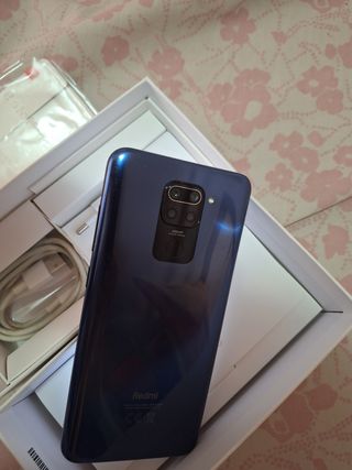 4 telefoni Xiaomi da 128 GB