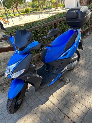 Baúl Givi para moto