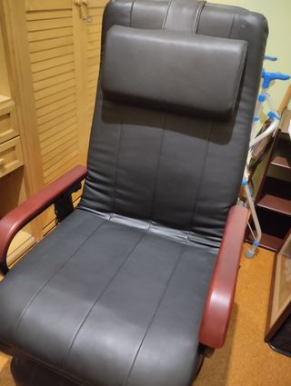 Sillón masaje piel sintética negro