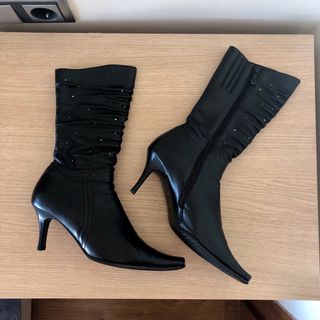 Botas negras piel tacón 36