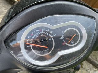 Scooter Peugeot Tweet 49cc - Negro