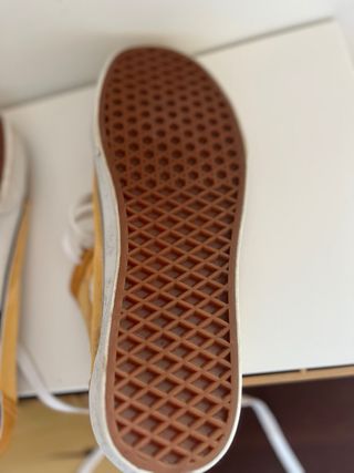 Vans amarillas 44