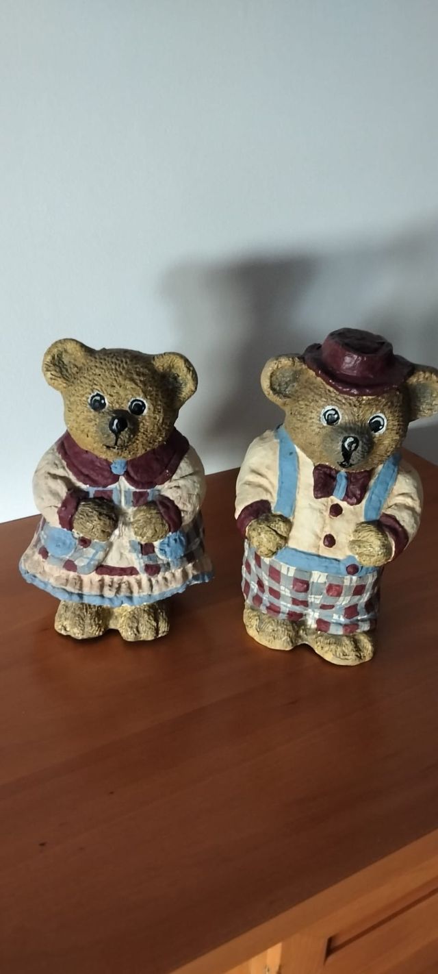 Pareja osos  Alto 25 cm   Ancho 14 cm