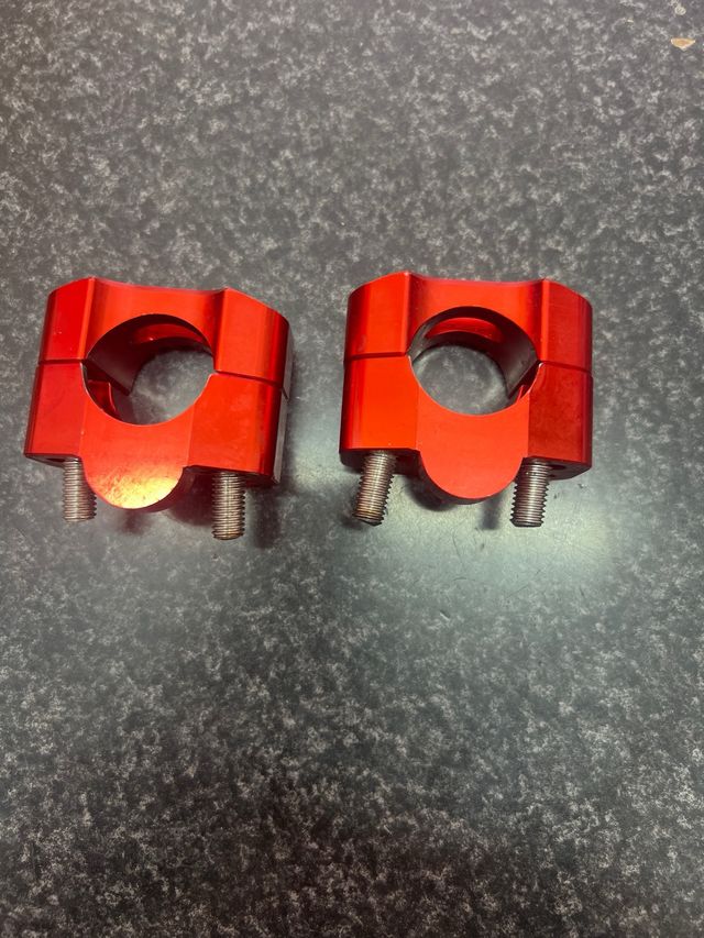 Torretas manillar 28mm - rojas