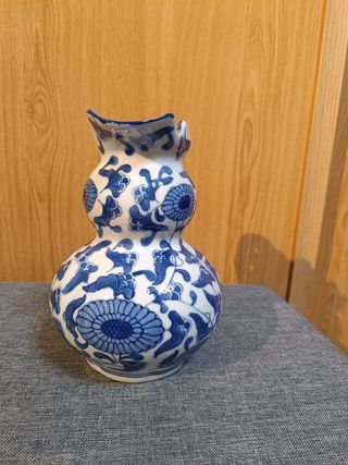 Jarro Cerâmica Azul e Branca