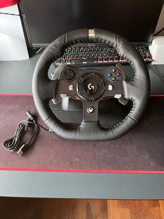 Logitech G920 Volante y Pedales