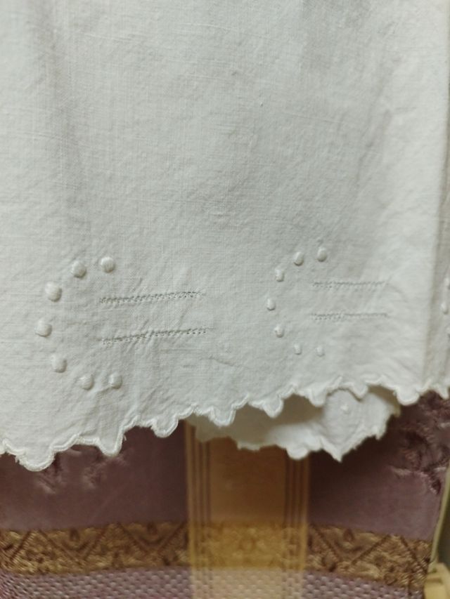 Camisola antigua bordada - algodón pololo corto