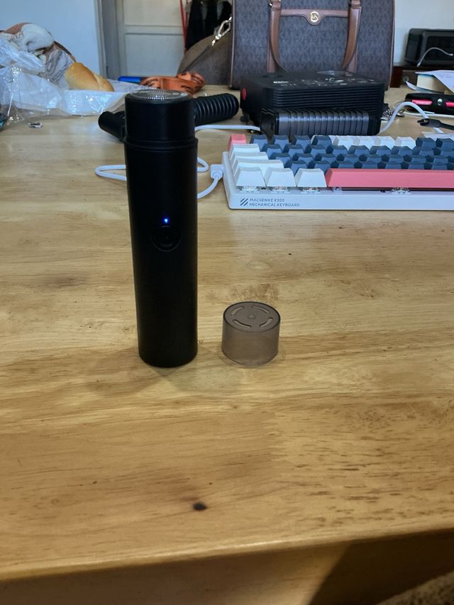 Afeitadora viaje recargable negra