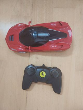 Coche teledirigido Ferrari