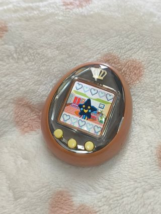 Bandai Tamagotchi ID - Lovely Melody ver. em segunda mão durante