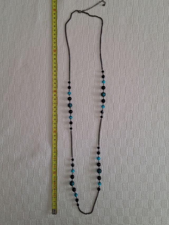 Collar largo negro y turquesa