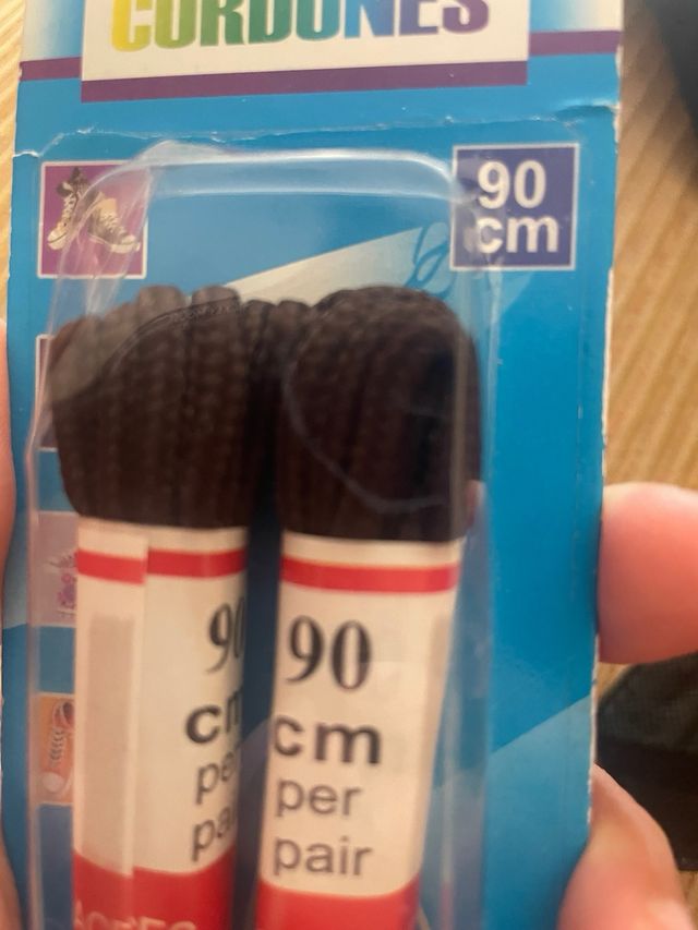 Cordões Castanhos 90cm - Novo