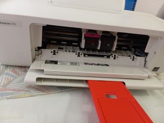Impresora HP Deskjet 1110 blanca