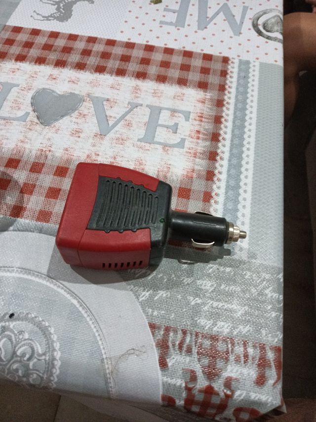 Inversor Corriente 12V-220V 75W