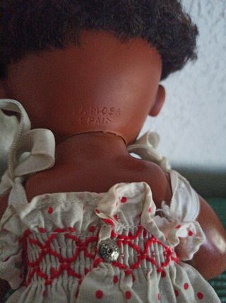 Muñeca Currina Famosa - Negrita