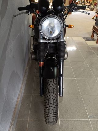 Kawasaki Zephyr 750 - Cafe Racer