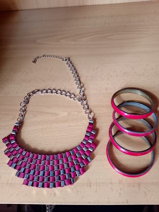 Lote de collares,pulseras ,anillos 20€ lote entero