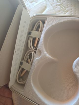 Auriculares Bang & Olufsen Beoplay H95 beige