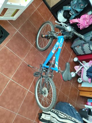Bicicleta niño 14" usada