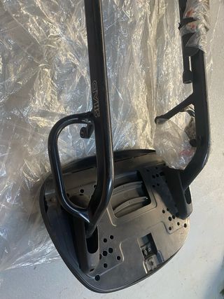 Soporte baúl SHAD