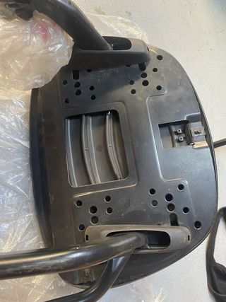 Soporte baúl SHAD