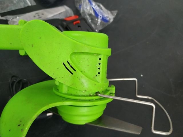 Desbrozadora Eléctrica Recargable