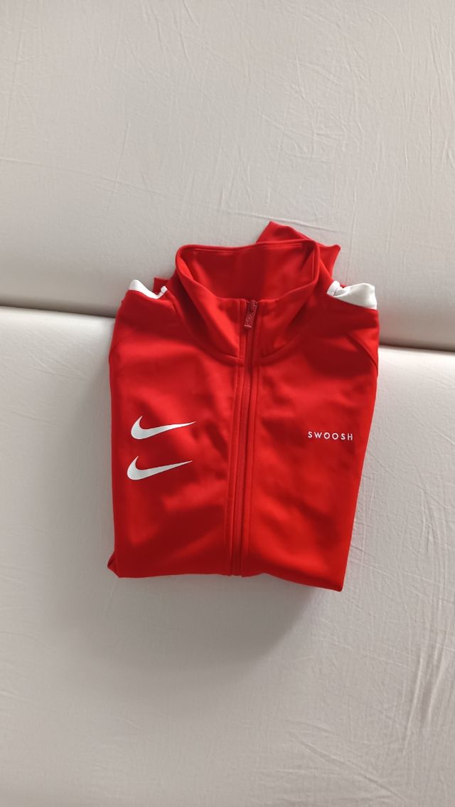 Chaqueta/sudadera Nike roja talla M